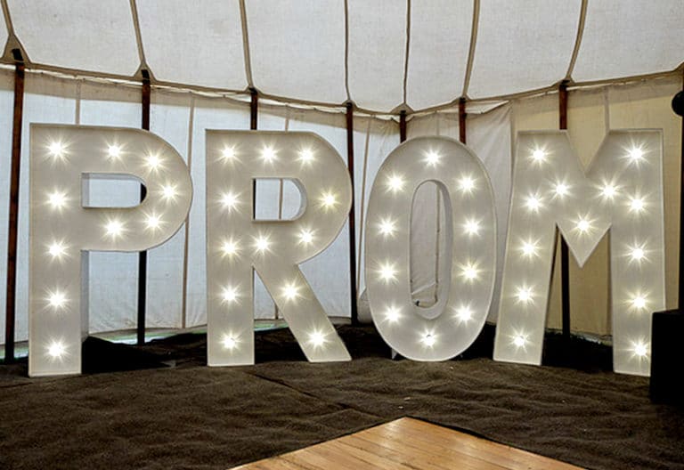 Light Up Letter Hire for Proms Hertfordshire - Light Up Love