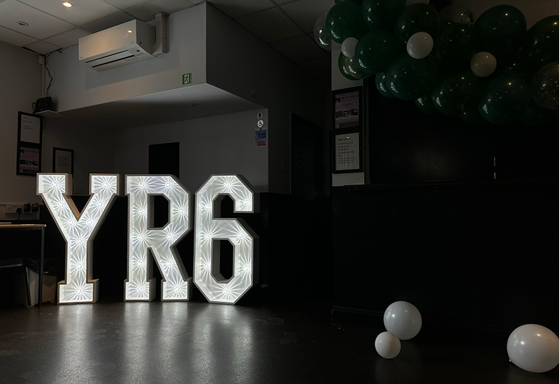 Light Up YR6 Letters