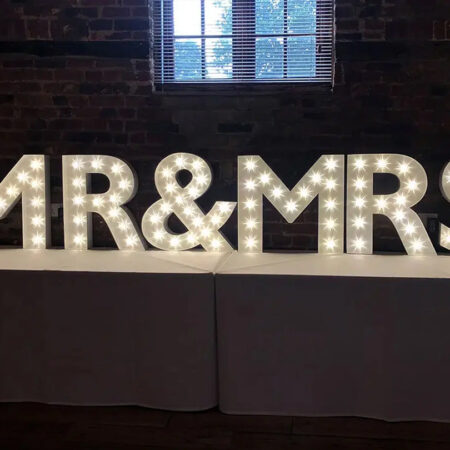 2ft MR&MRS Light Up Letters