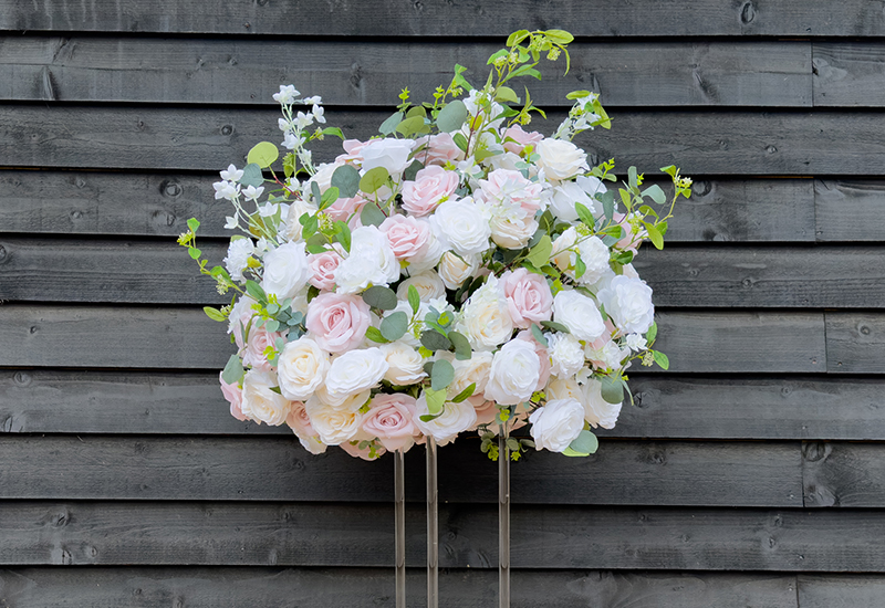 Floral Centrepiece Hire Hertford