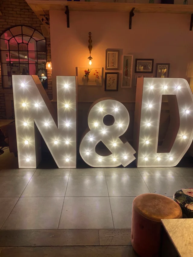 Throwback to our giant initial light up letters for an engagement party at @thefloristwatford 💍✨

*
*
*
*
*
#lightuplove #lightupletterhire #lightuplettersherts #engagementpartydecor #giantlightupletters